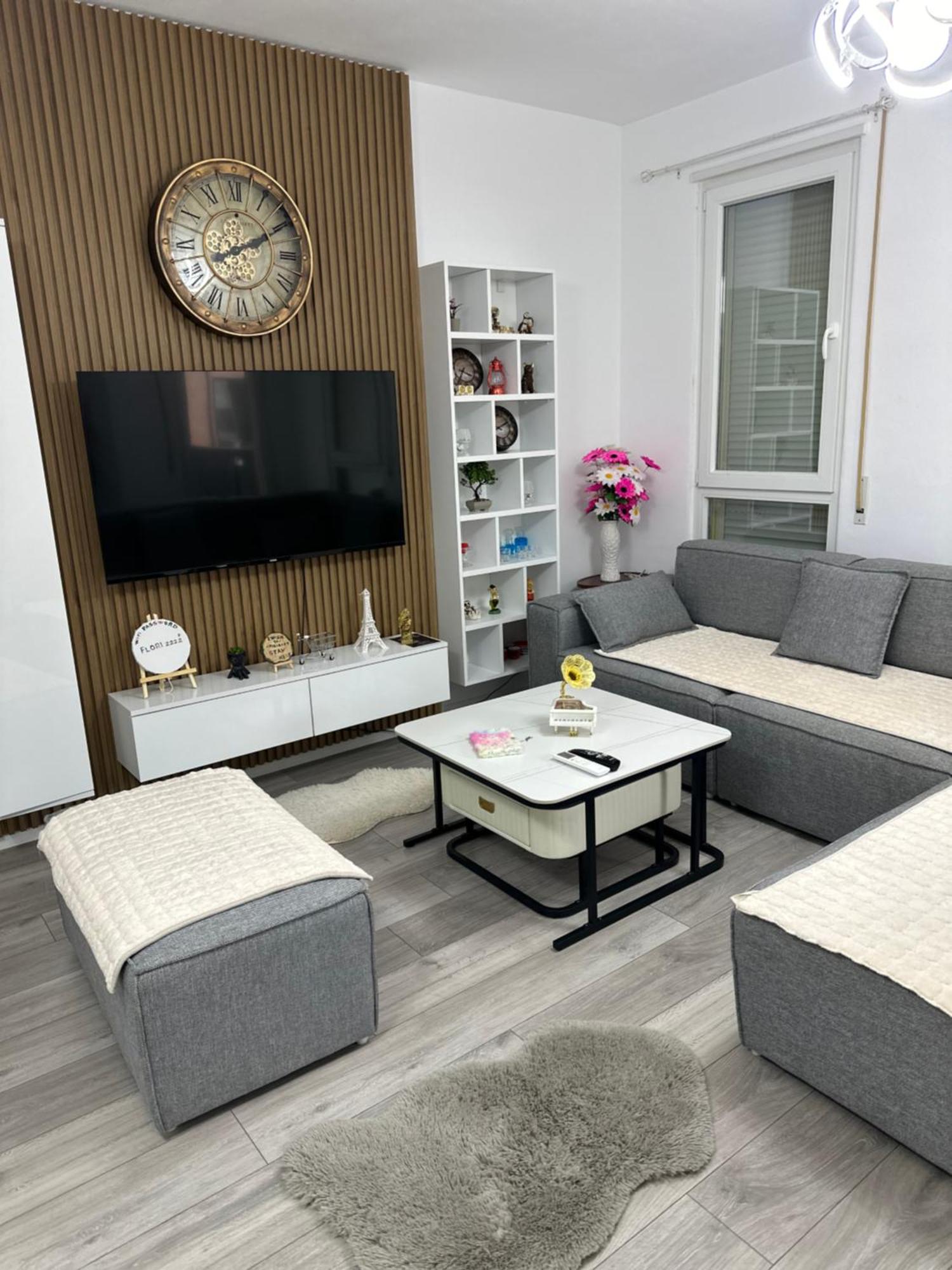 Bratti'S Apartment Near Tirana Center And Mother Teresa Airport エクステリア 写真